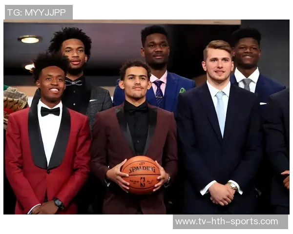 艾顿谈与东契奇合作心得强调内线施压需耐心与快速移动 艾顿谈与东契奇合作心得强调内线施压需耐心与快速移动