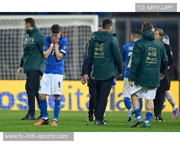 若日尼奥痛批客场草皮糟糕影响比赛表现球不断弹跳难以控制 若日尼奥痛批客场草皮糟糕影响比赛表现球不断弹跳难以控制