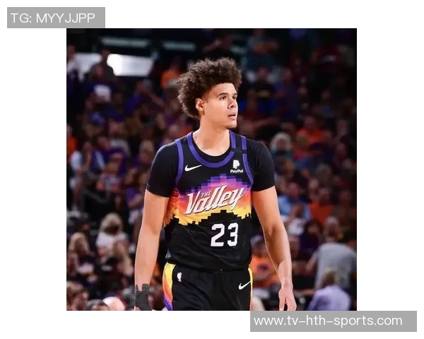 卡梅隆约翰逊首节三分球失准仅得1分2板2助状态堪忧 卡梅隆约翰逊首节三分球失准仅得1分2板2助状态堪忧