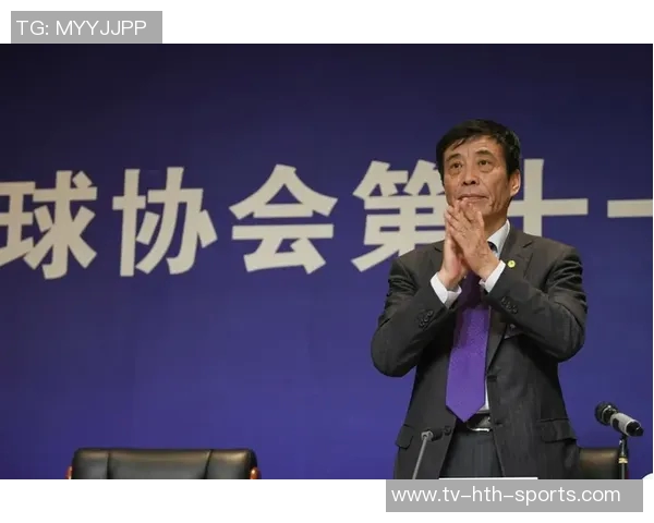 菲利普拉姆退役后的精彩生活与我为何选择远离足球的深思 菲利普拉姆退役后的精彩生活与我为何选择远离足球的深思