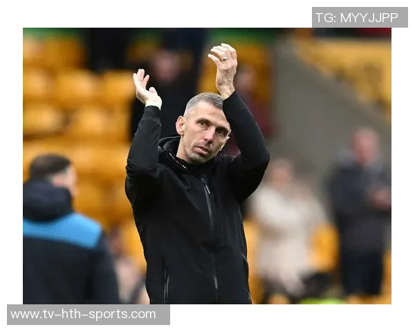 托马森与加里奥尼尔争夺诺维奇主帅职位面试机会