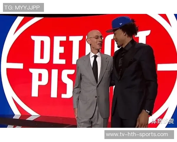 贝弗利盛赞康宁汉姆如东契奇喜爱马克西并称其每年都有进步 贝弗利盛赞康宁汉姆如东契奇喜爱马克西并称其每年都有进步