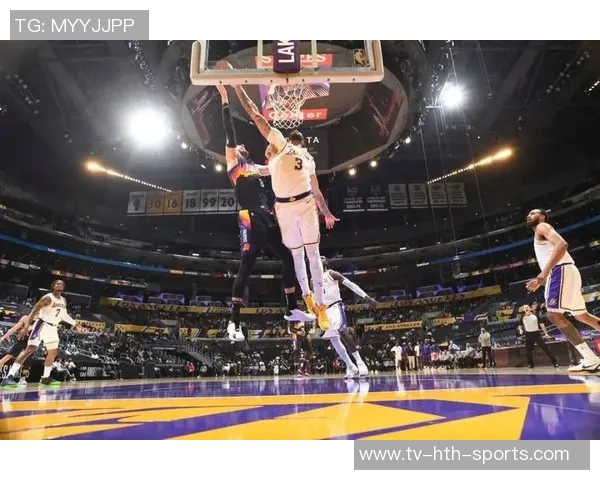 布朗谈中距离命中率领先：找到舒适区助力其他投篮更轻松