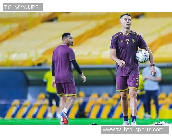 C罗友谊赛上半场被替换下场利雅得胜利与对手战成平局